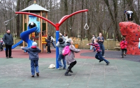 Inter-play